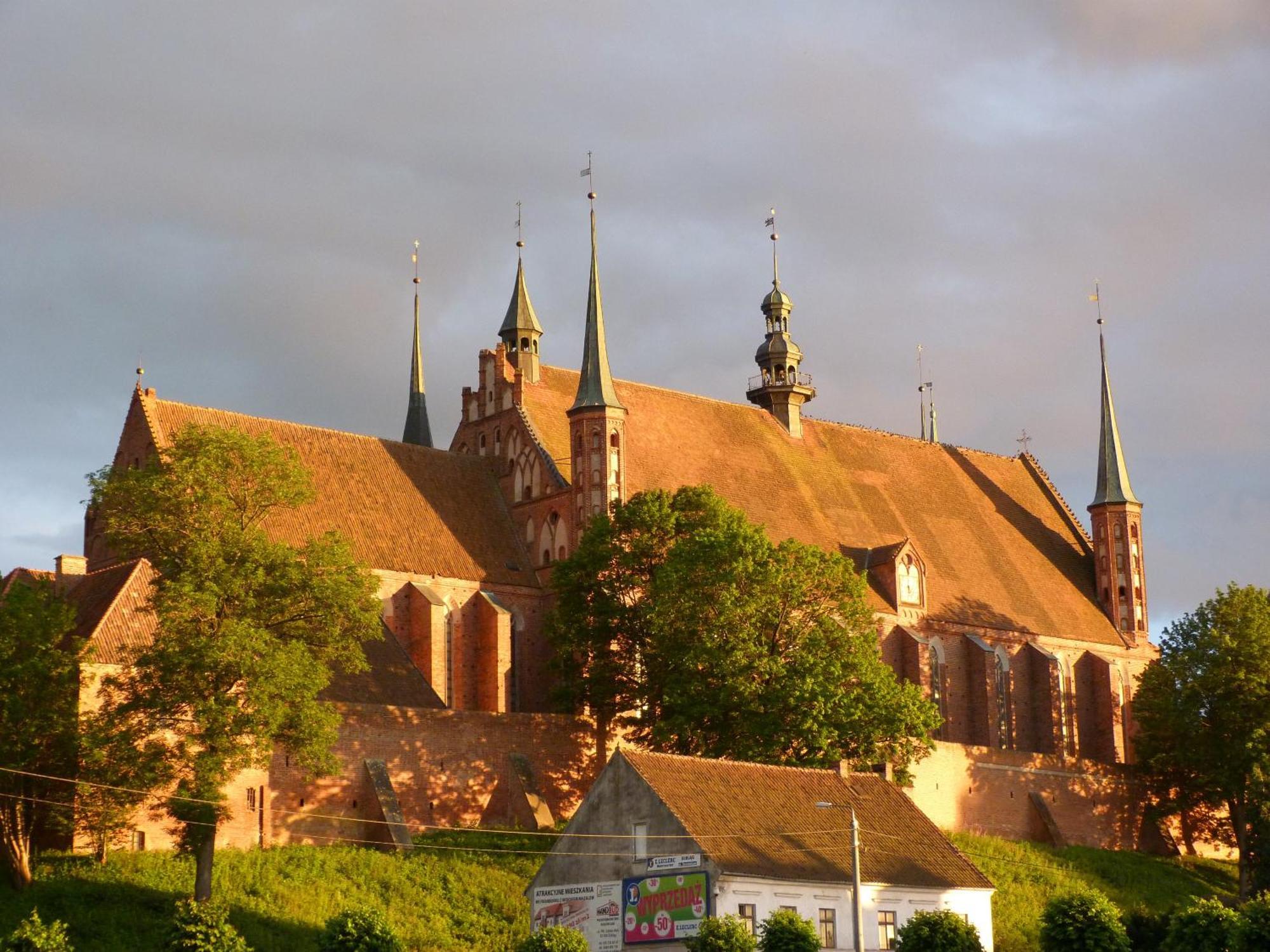 Hotel Kopernik Frombork Exterior foto