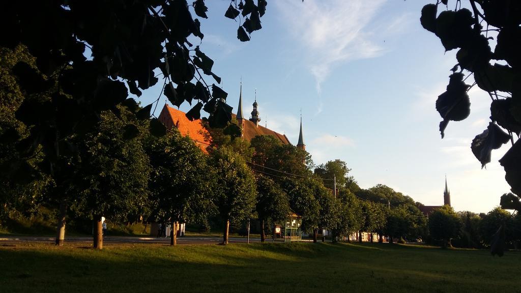 Hotel Kopernik Frombork Exterior foto