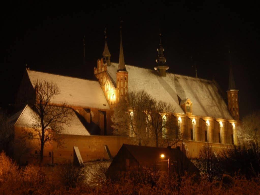 Hotel Kopernik Frombork Exterior foto